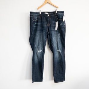 Jagger Skinny Distressed Jean